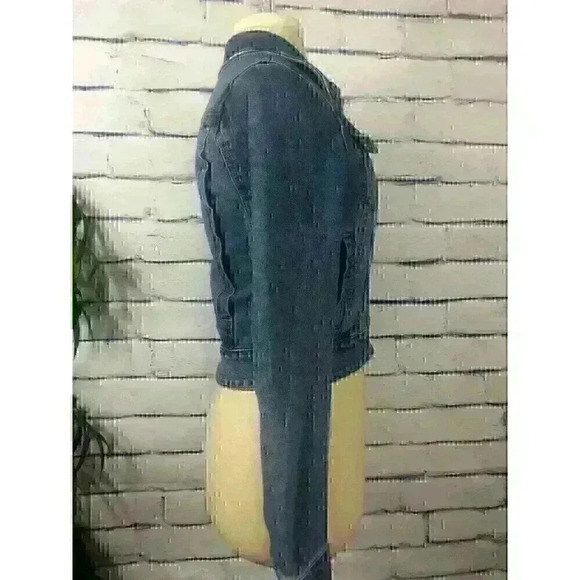 Free People Denim Jean Jacket Size XS Medium Wash Button Up Long Sleeve Collared - Picture 5 of 11